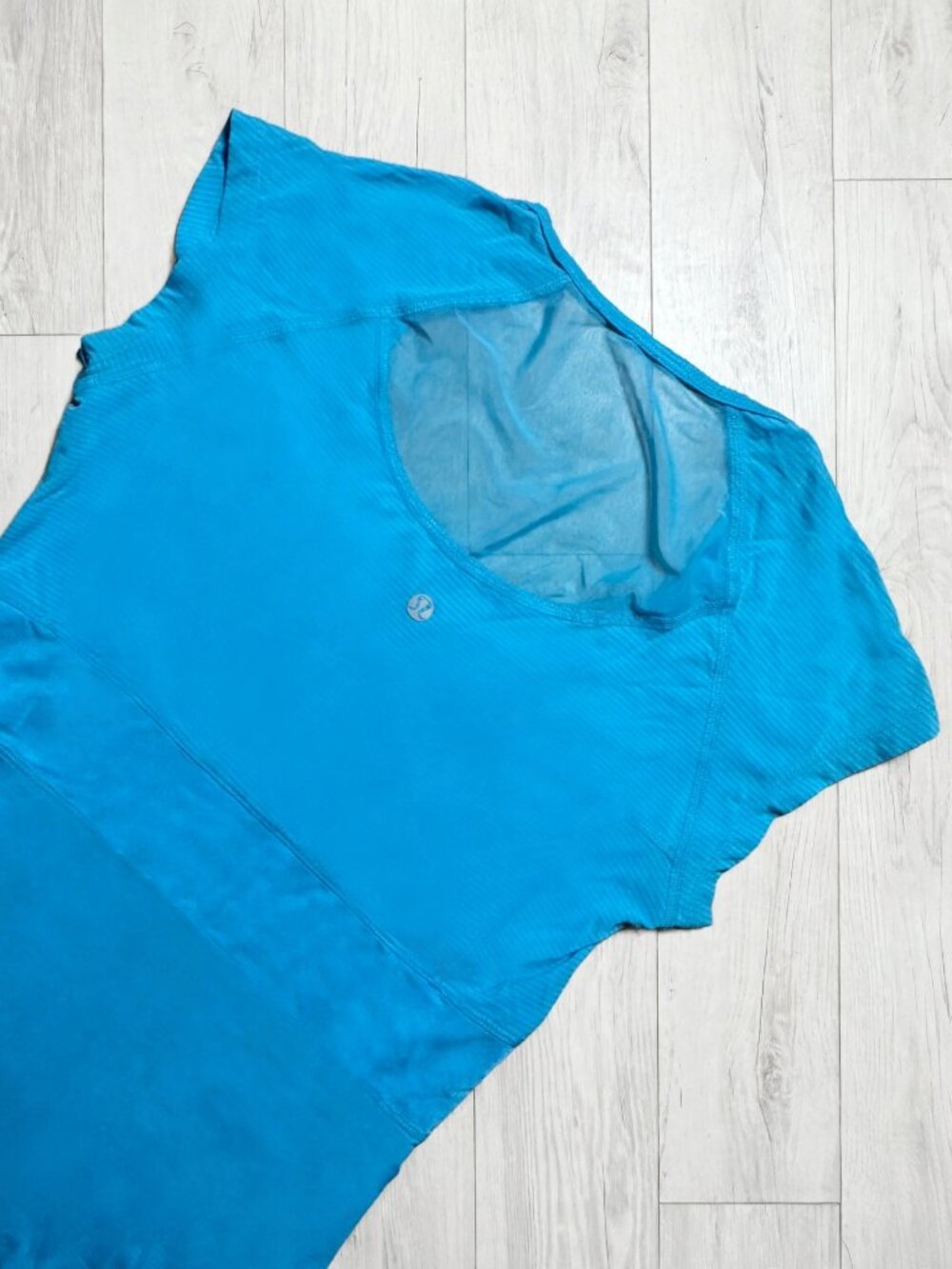 lululemon Blue Mesh Back Running Top Size 2